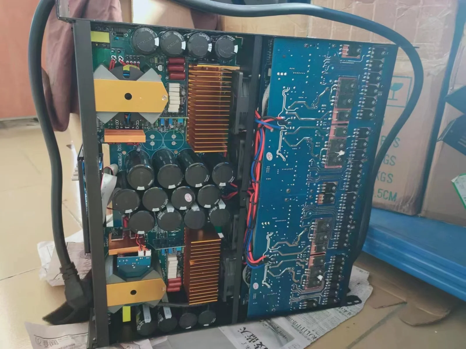 Powerful Amplifier FP22000 4 Channel 2200W Class-TD 2ohm 4500Watts For 18 Or 21 Inch Subwoofer