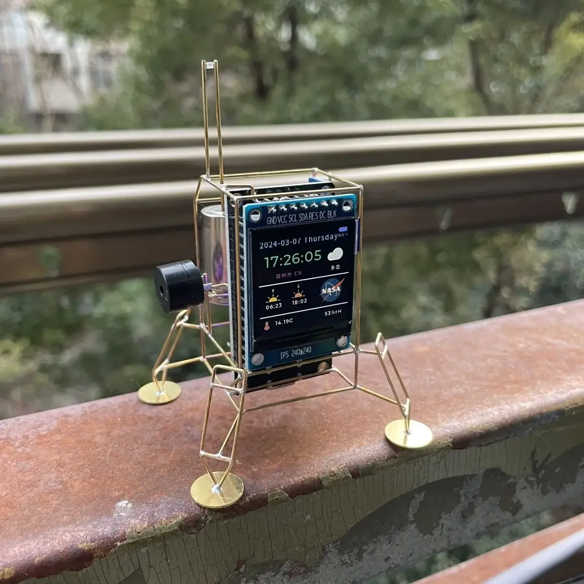 

DIY WIFI Desktop Clock Ornament BornLander Handmade Mars Lander Lander