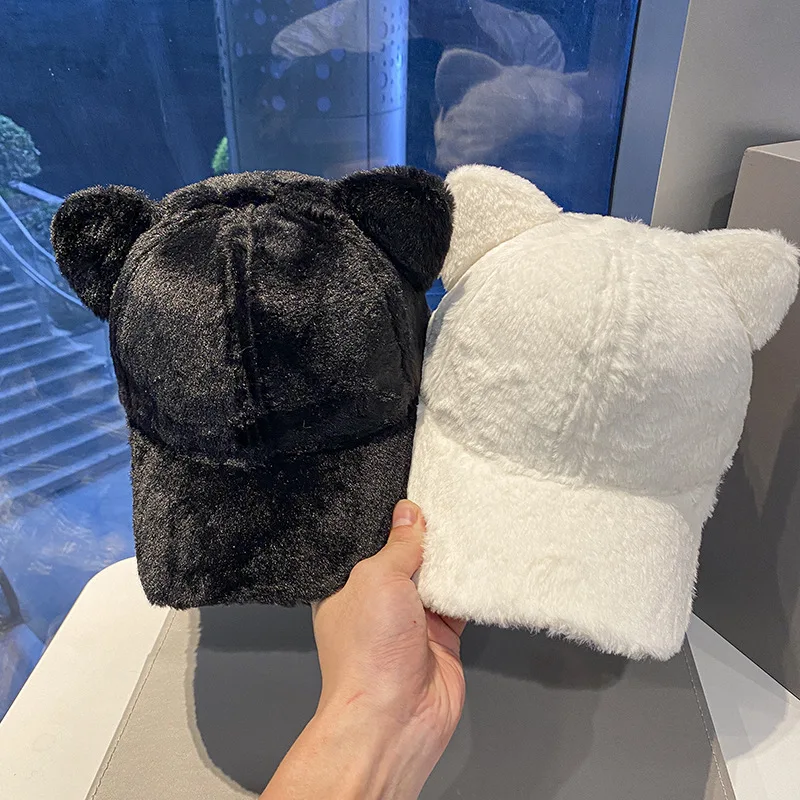 

Autumn and winter warm baseball cap cartoon fashion show face small plush sweet style shopping duckbill cap