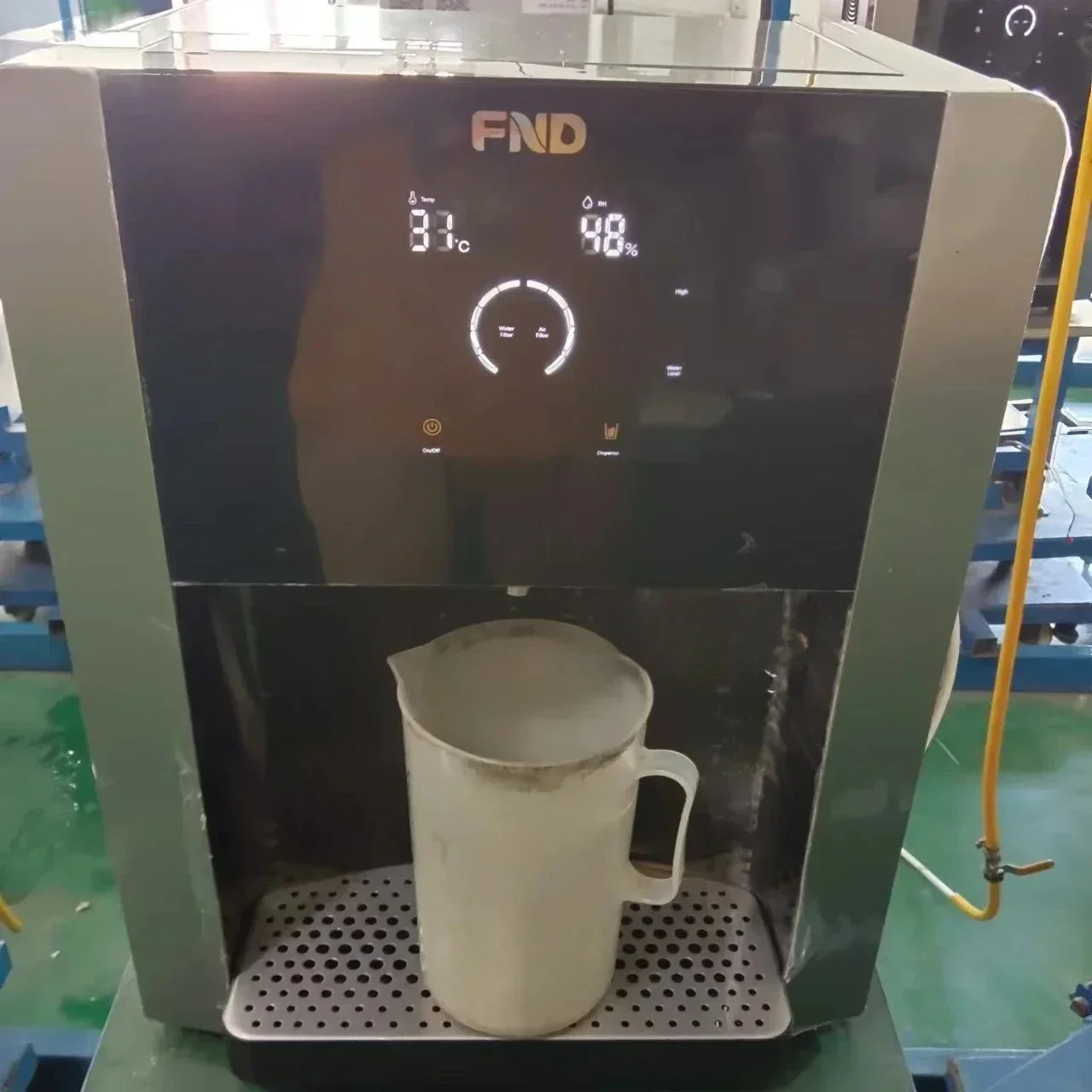 Tabletop Atmospheric Water Generator 10L/day Making Straight From Air 25%RH Above Cold Drinking