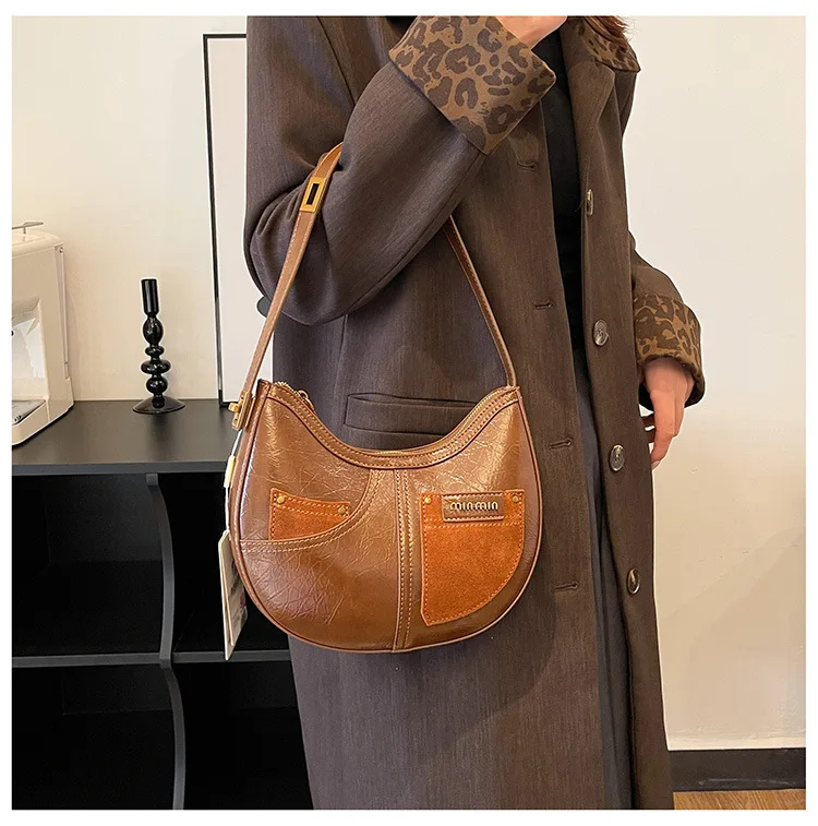 

Летняя сумка-мешок 2025 года — сумка через плечо унисекс в стиле ретро, водонепроницаемый нейлон с контрастной строчкой, просторный органайзер для ежедневного использования