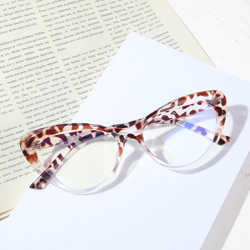 Trendy Cat Eye Glasses For Women 2024 Fashion Anti-Blue Light Transparent Eyeglasses Large Frame Computer Glasses