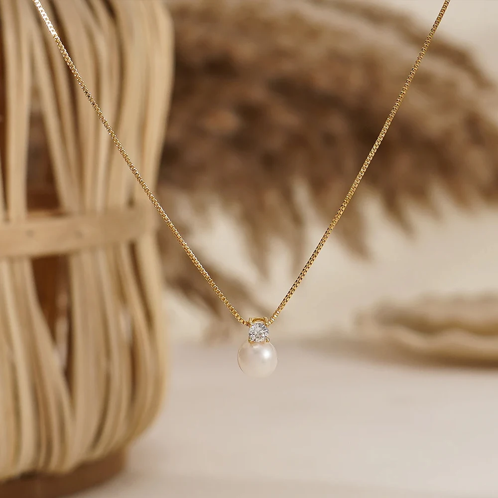 eManco Stainless Steel Gold Plated Imitation Pearl Pendant Ladies Zirconia Necklace Classic Accessories Wholesale