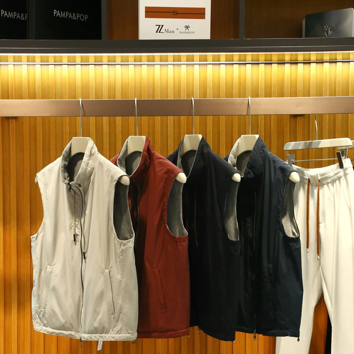 

Ultra Light Tech Waterproof Fabric Vest Men's Stand Collar Sun Protection Double-Sided Wear Faion Urban Sle Casual Vest