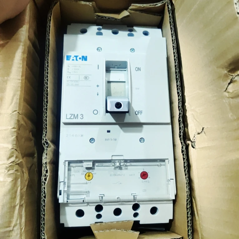 

EATON LZMN3-A400 109603 3П 400А