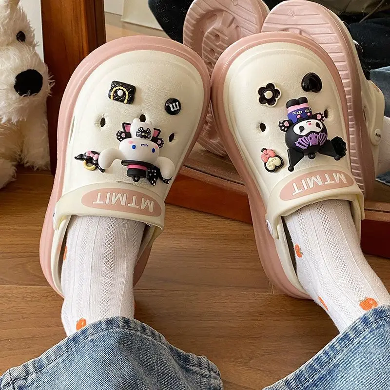 Sanrio รองเท้าสวนฤดูร้อน Kuromi Kawaii รองเท้าแตะ Hello Kitty รองเท้าแตะการ์ตูน Cinnamoroll อะนิเมะรองเท้าแตะหวานคนรักแฟชั่นใหม่