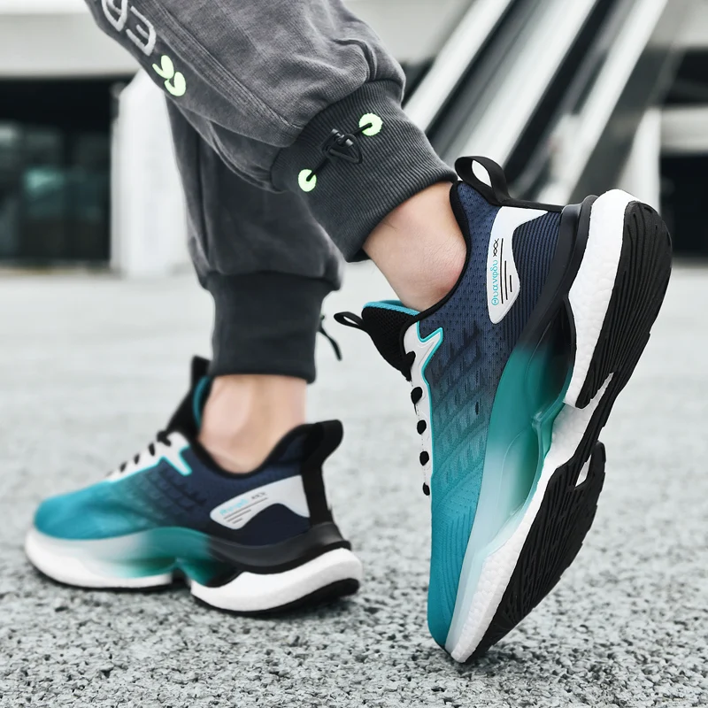 

Sports Shoes for Men, Ultra-Light, Shock-Absorbing, Non-Slip, Winter Marathon Soft-Soled Racing Running Shoes, Sports Student Me