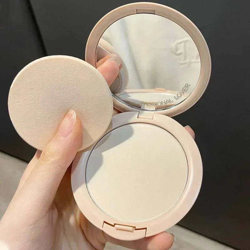 Amante de la pasión polvo prensado PL amor mate Control de aceite corrector ajuste de larga duración cosméticos de belleza rara Puff Set maquillaje