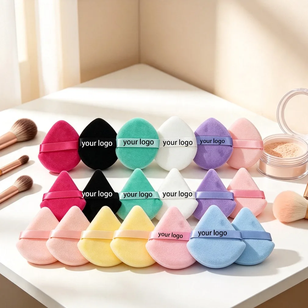Short Plush Triangle Powder Puff for Loose Setting Powder Face Makeup Vegan Private Label Custom Logo Wholesale
