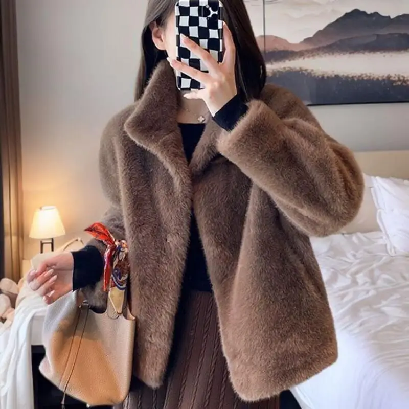 Abrigo elegante de felpa de invierno para mujer, chaqueta Retro suave con cuello levantado a la moda, abrigo de manga larga con temperamento para mantener el calor