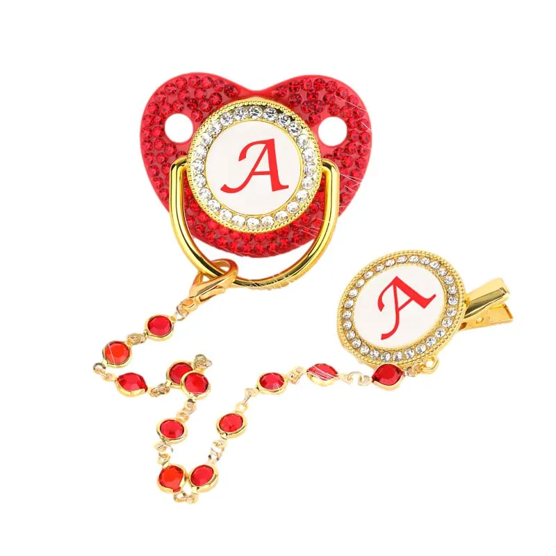 Ciuccio per bambini con iniziali di strass rossi con set di coperture con clip a catena Set di lusso con 26 lettere Ciucci personalizzati per neonati Tettarelle da biberon in silicone