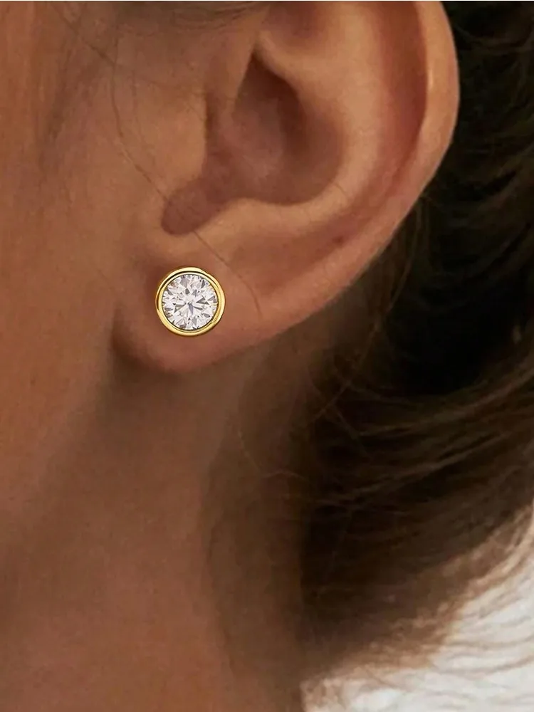 Women's 0.5-1ct Moissanite Diamond Round Stud Earrings
