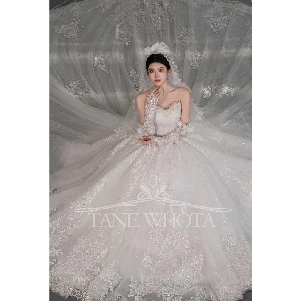 럭셔리 스위트하트 비즈 장식 스팽글 볼 가운 웨딩 드레스 맞춤형 우아한 화이트 신부 드레스