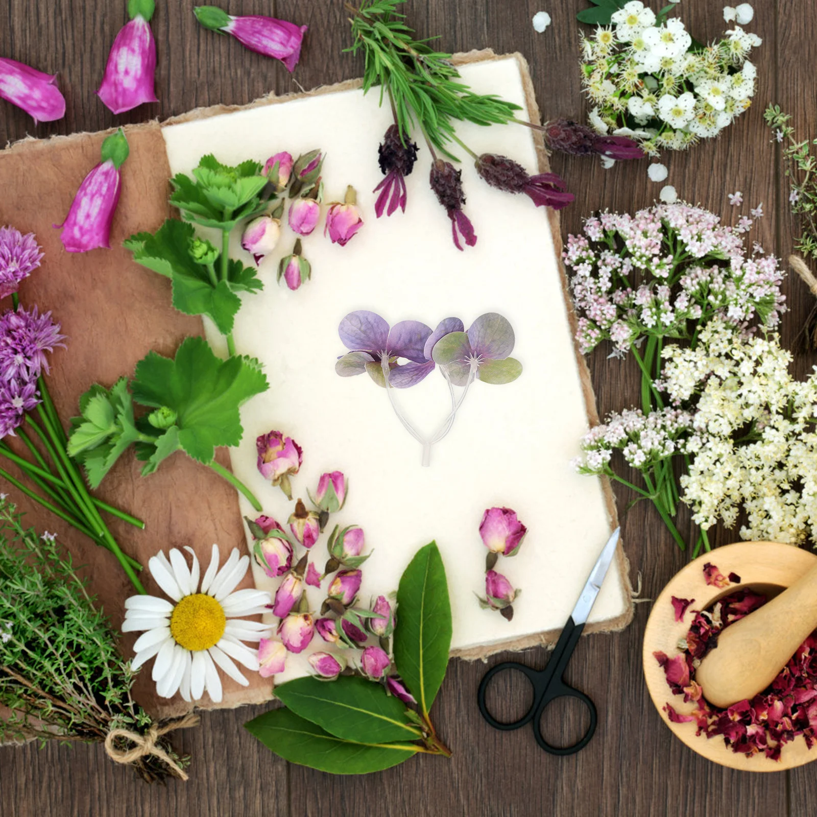 

50pcs Hydrangea Petals Artificial Flowers Fake Hydrangea Silk Flowers Mini Faux Flower Heads Lifelike Wedding Home Decoration