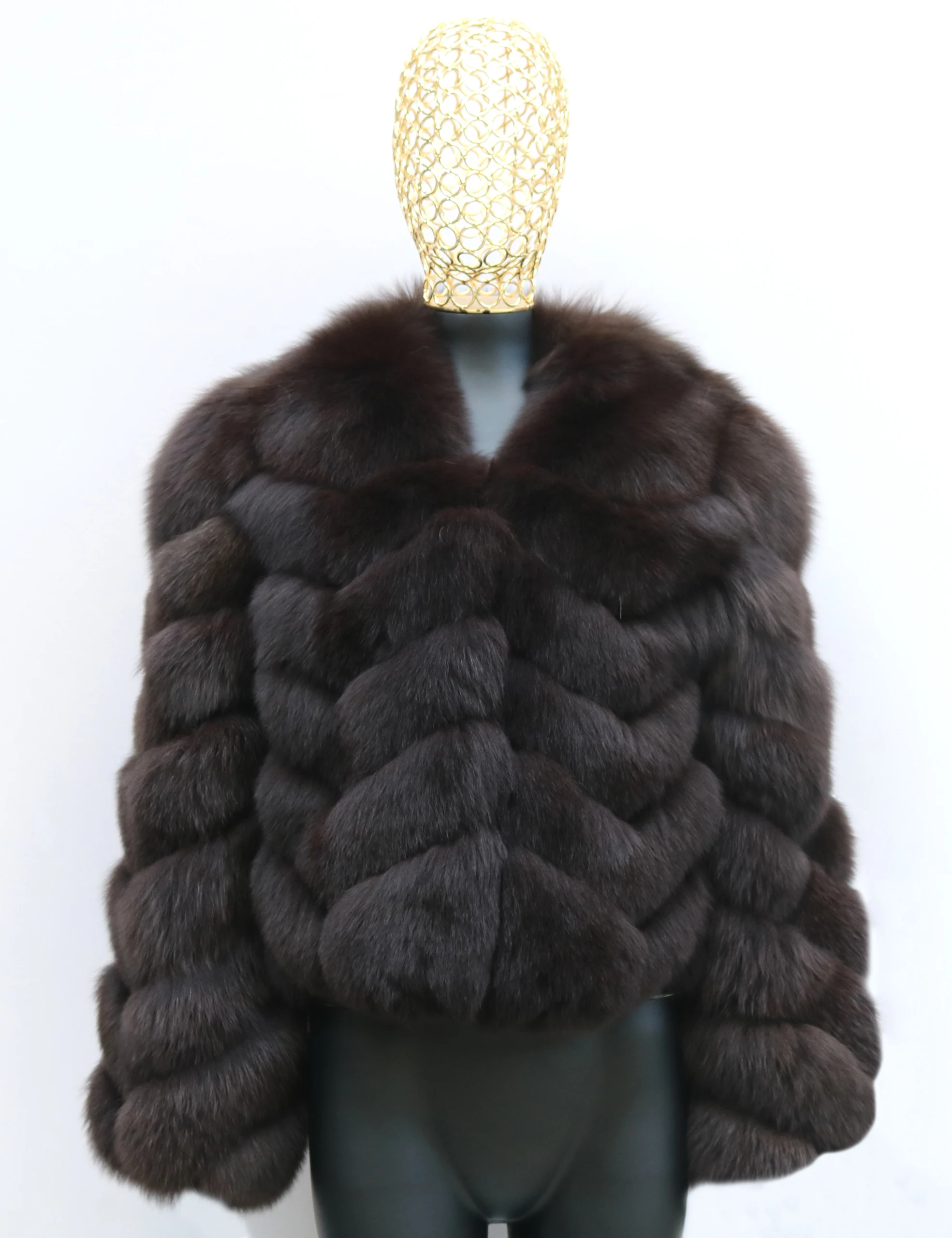 Cappotto di vera pelliccia di volpe Cappotti di pelliccia di volpe naturale invernale da donna Moda di lusso di alta qualità Giacca corta da 50 cm all'ingrosso