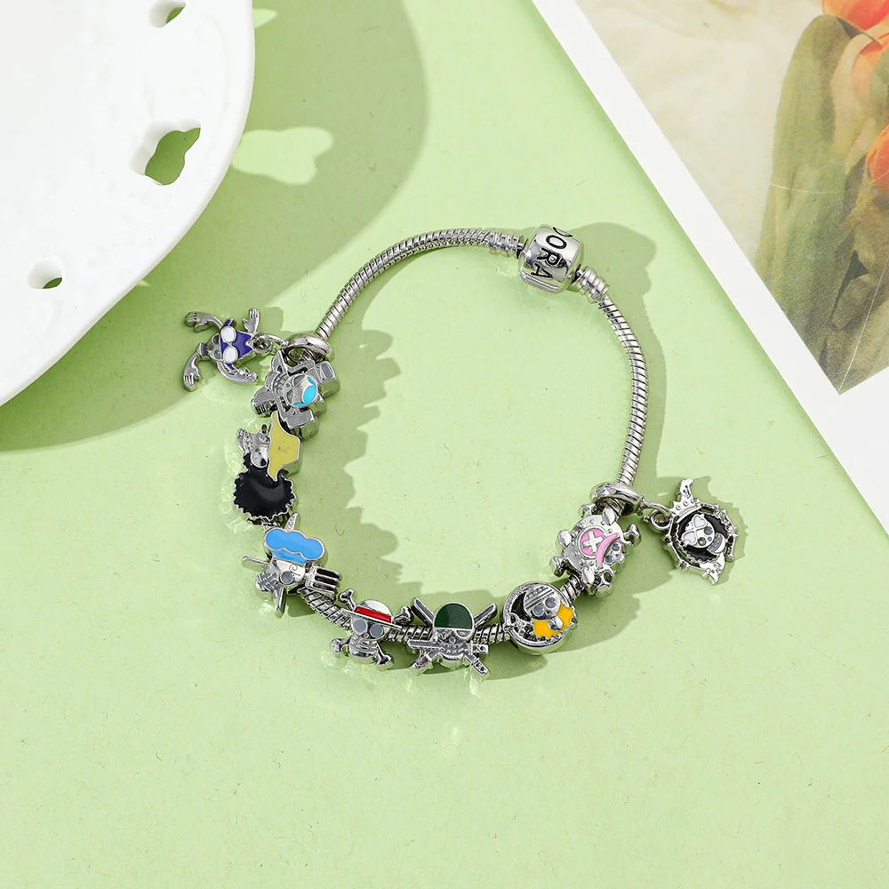Fashion Straw Hat Pirates DIY Bracelet, Zinc Alloy Multi‑Skull Charms, Silver‑Plated Adjustable Chain for Party Cosplay Jewelry