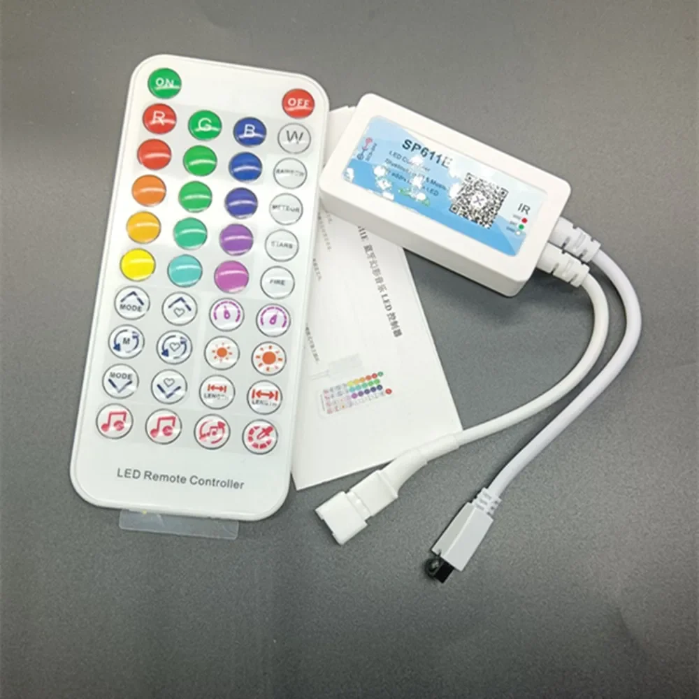 

WS2811 WS2812B SP611E Controller Music Bluetooth App IR38 Keys Built In Mic For WS2812 Addressable LED Light Strip DC5V-24V