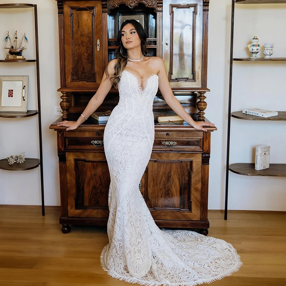 

Lace Weddings Dresses Strapless Sleeveless Long Train Lace Up Mermaid Bridal Dress Summer Garden Beach Bridal Gown Customized
