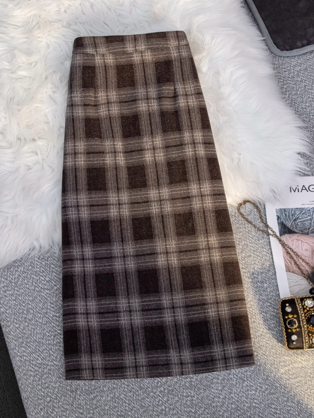 High Waist Plaid  Skirt Women's Autumn Winter Match Sweater A-Line Midi Split Skirt Small Size Half Skirt Bodycon