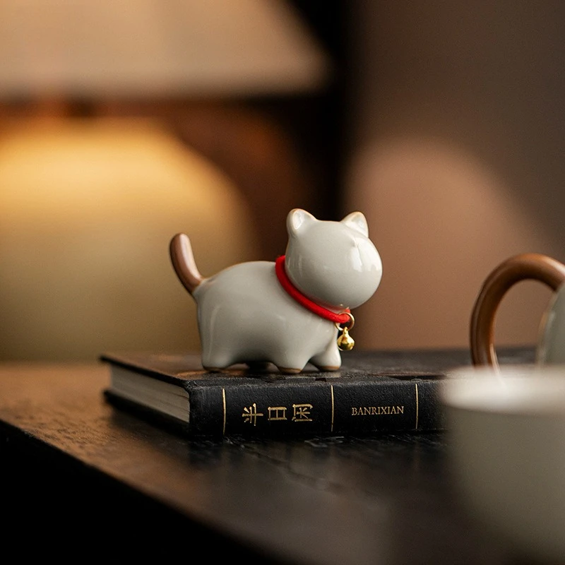 Ru Kiln Crackle Glaze Cat Tea Pet Nurturable Handmade Ceramic Figurine for Gongfu Tea Table Home Office Decor Gift