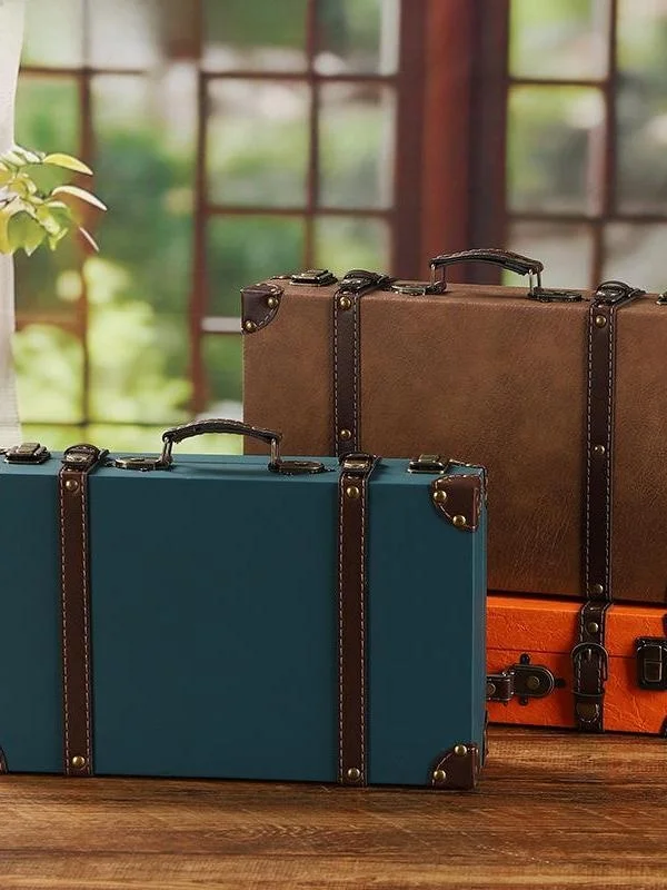 Retro Wooden Storage Box Travel Photography Props Handheld Sorting Case Vintage Leather Suitcase European Style Organizer Box