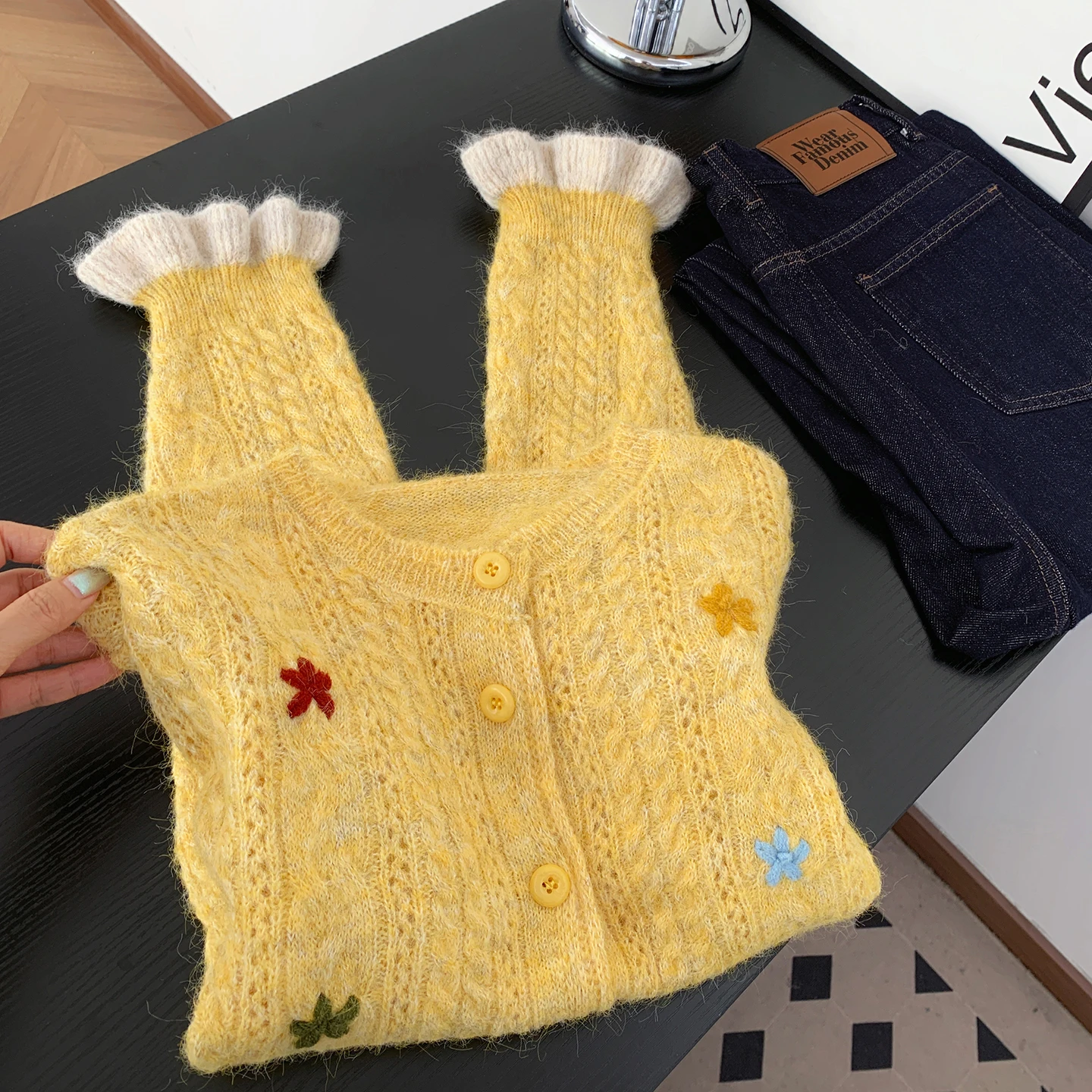 

Женские зимние кардиганы и свитеры: повседневные, с капюшоном, с коротким рукавом, с отворотами, с меховой отделкой, с двумя карманами, в стиле хиппи