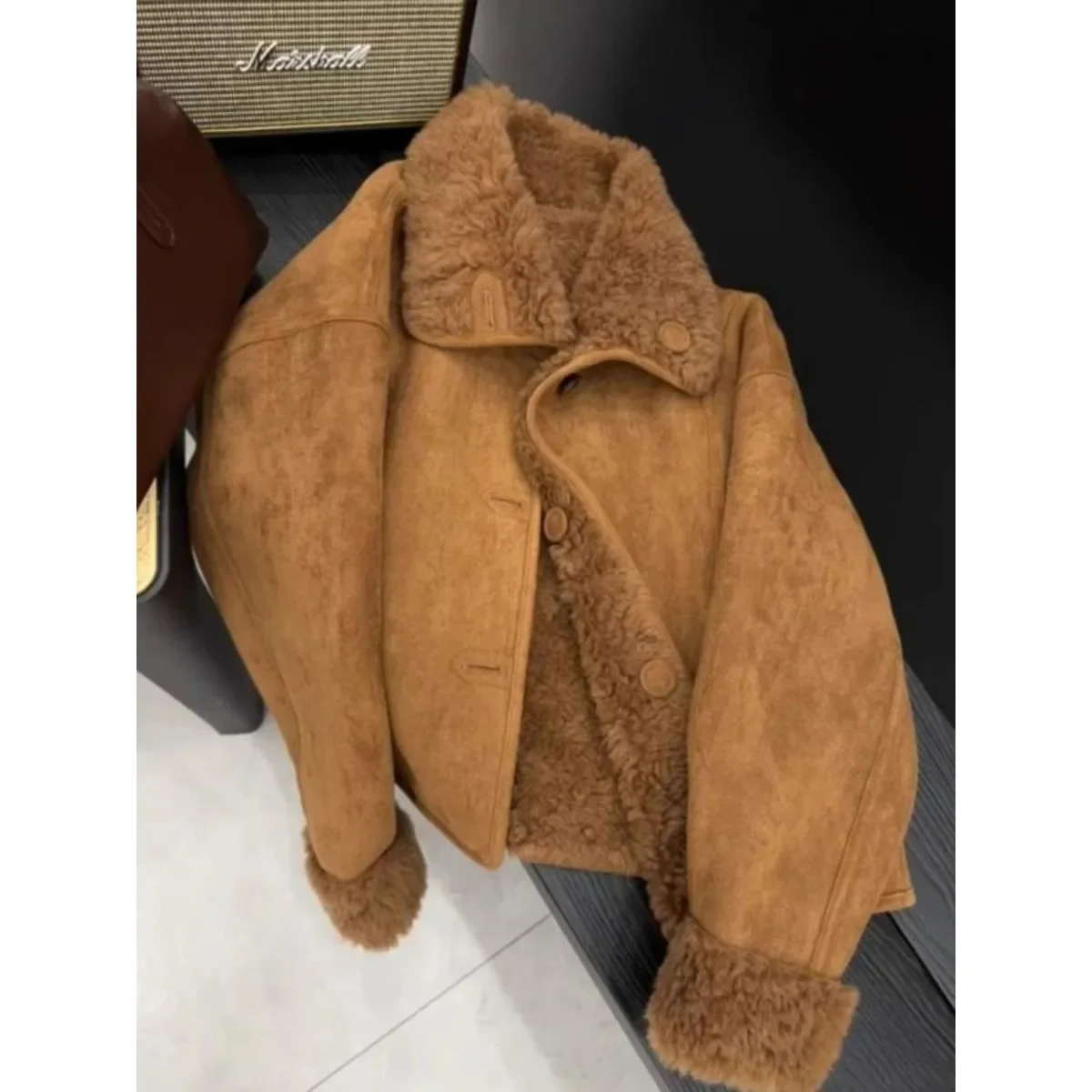 Unique Super Good Looking Women's Winter Thickened Lamb Fur Jacket Retro Khaki Color Integrated Leather And Fur Coat Casual S...