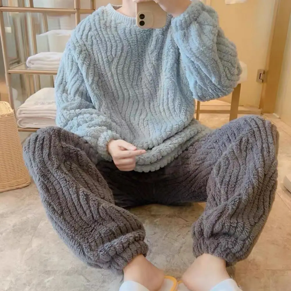 Pajama Pants Set with Leg-binding Design Round Neck Pullover Pajama Top Cozy Men's Flannel Pajama Set with Soft Touch for Autumn