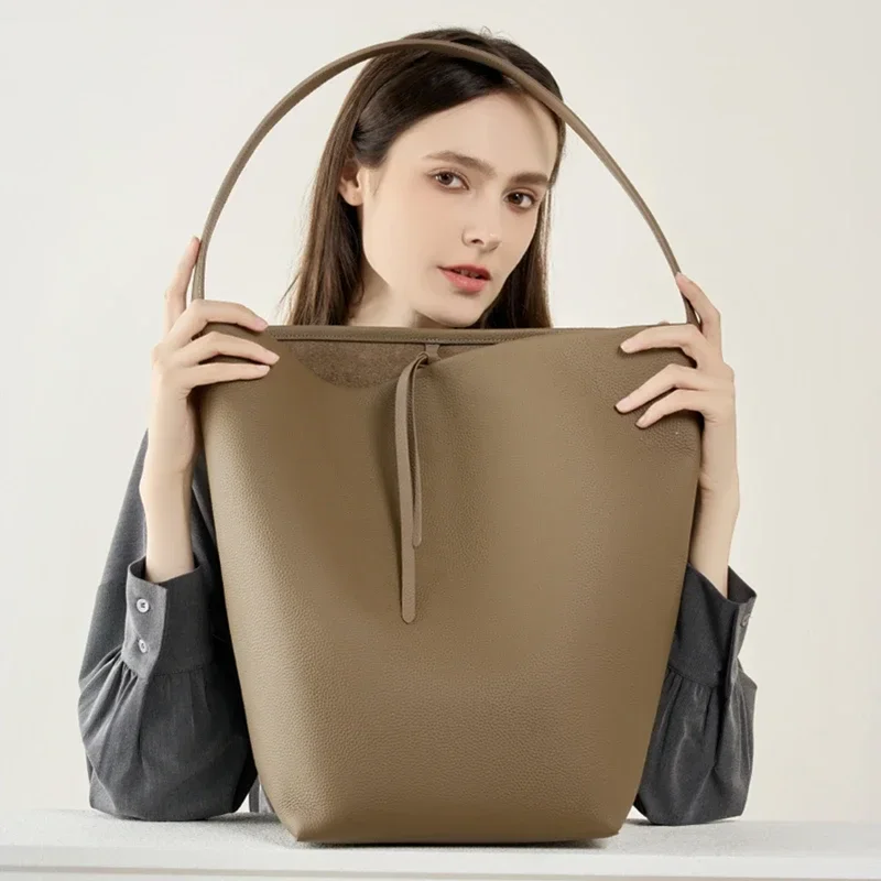 

Luxury Designer Tote Bag for Women Genuine Cowhide Leather Extra Large Work Bag with Soft Texture High Capacity Handbag