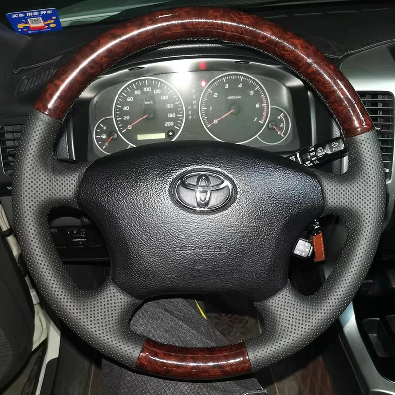 For Toyota old Land Cruiser Prado Land Cruiser Customized leather hand sewn steering wheel cover with anti slip car wheel cover