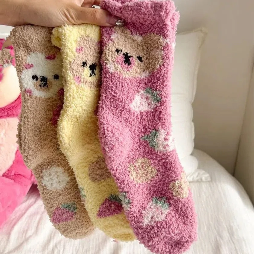 

7Pairs Sweet Cartoon Bear Fleece Socks Thicken Plush Sleeping Socks Women Soft Kawaii Coral Fleece Socks Fall/Winter