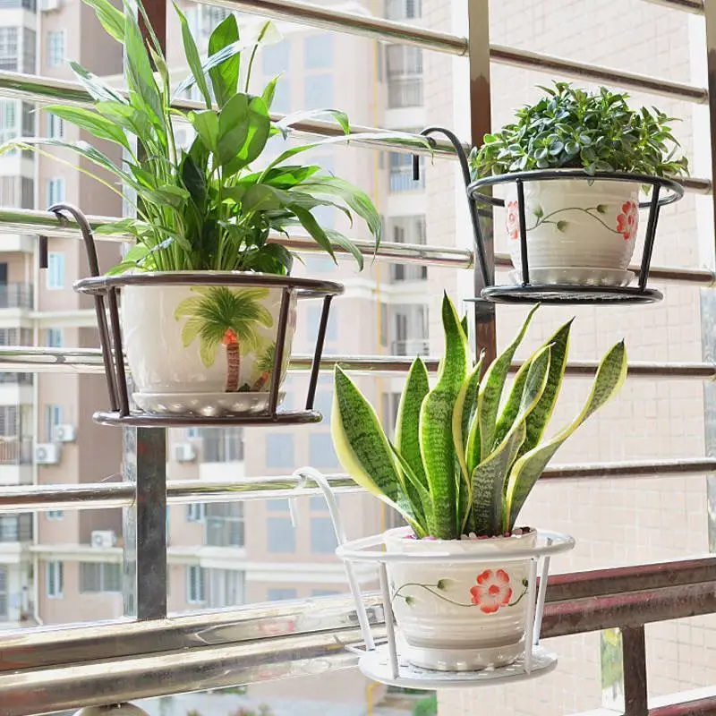 Sunshine sitting room hanging TYPE potted iron art flower stand basin is worn plant frame