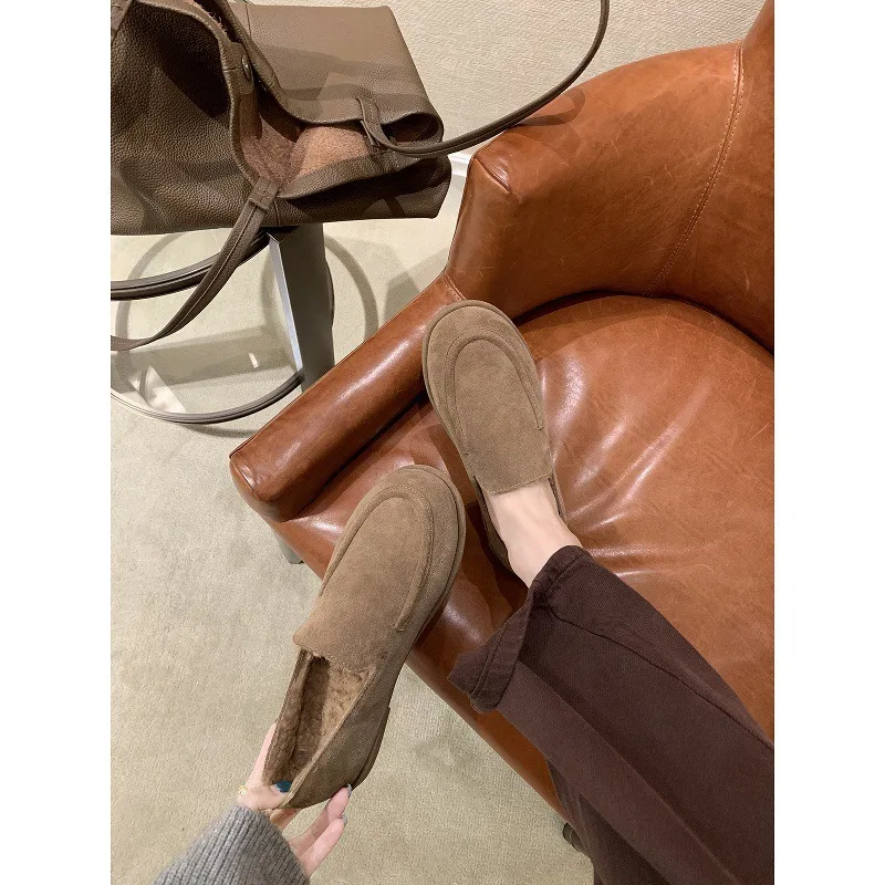 نسخة الصوف جولة رئيس كسول شعر أحذية المرأة الصوف المال القديم الرياح المتسكعون الصوف الدافئة القطن الشقق الانزلاق على