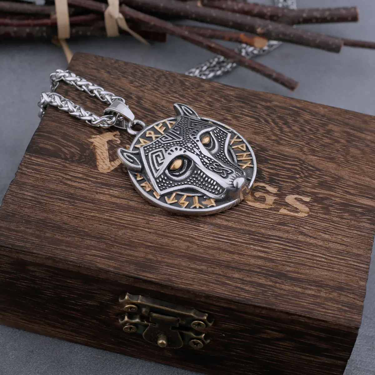 Viking Stainless Steel Wolf Head and Odin's 24 Rune Necklaces Men's Amulet Can Bring Wooden Box Jewelry As Gift Drop Shipping