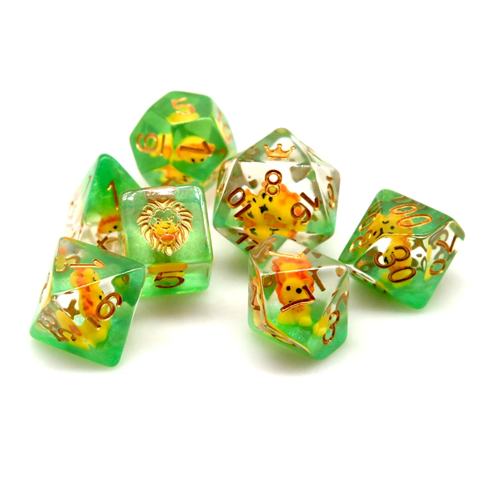 7Pcs/Set DND Dice Transparent Resin Sweet Strawberry Cute Steppe Lion Polyhedral Dice For Role-Playing Table Card RPG Board Game