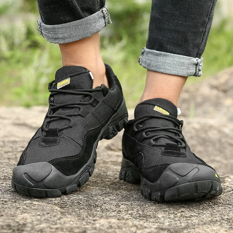 Hiking Boots Trekking Shoes Men Outdoor Non-slip Men\'s Hiking Shoes Breathable Mountain Climbing Shoes Military Boots Hot Sale