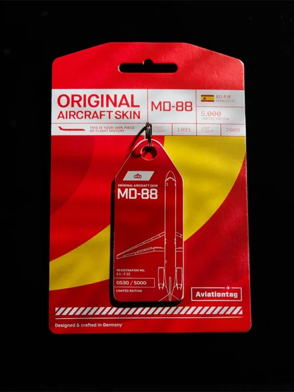 Etiqueta de Equipaje con Diseño de Avión Iberia Airlines Md88, Llavero Metálico Coleccionable, Decorativo con Temática de Avi...