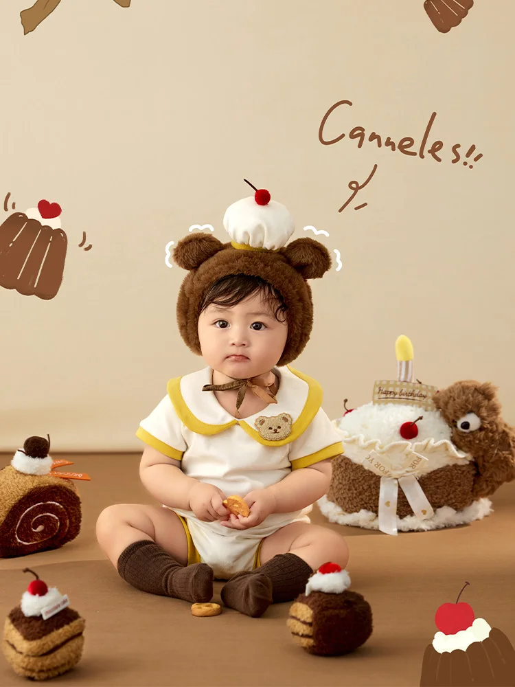 Baby 100 Days Photography Props Dessert Theme Cute Bear Hat+jumpsuit Set Plush Cake Props for Studio Infant Growth Memory Photo