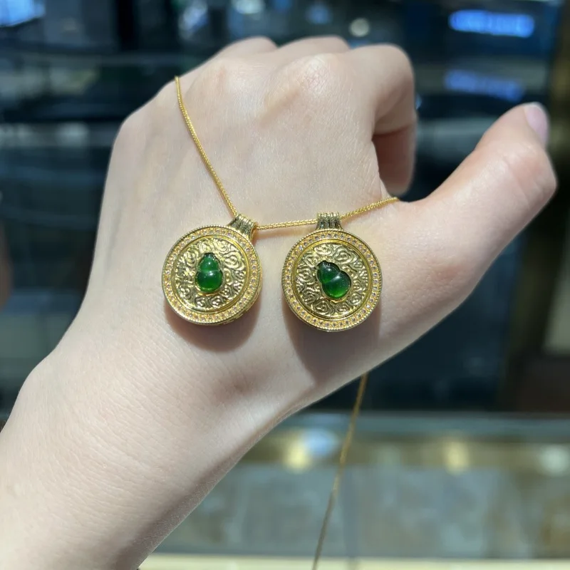 

Real 18K Gold Jade Gourd Pendant for Woman Luxury AU750 Pendant Necklace Fine Jewelry High-quality Banquet Gift