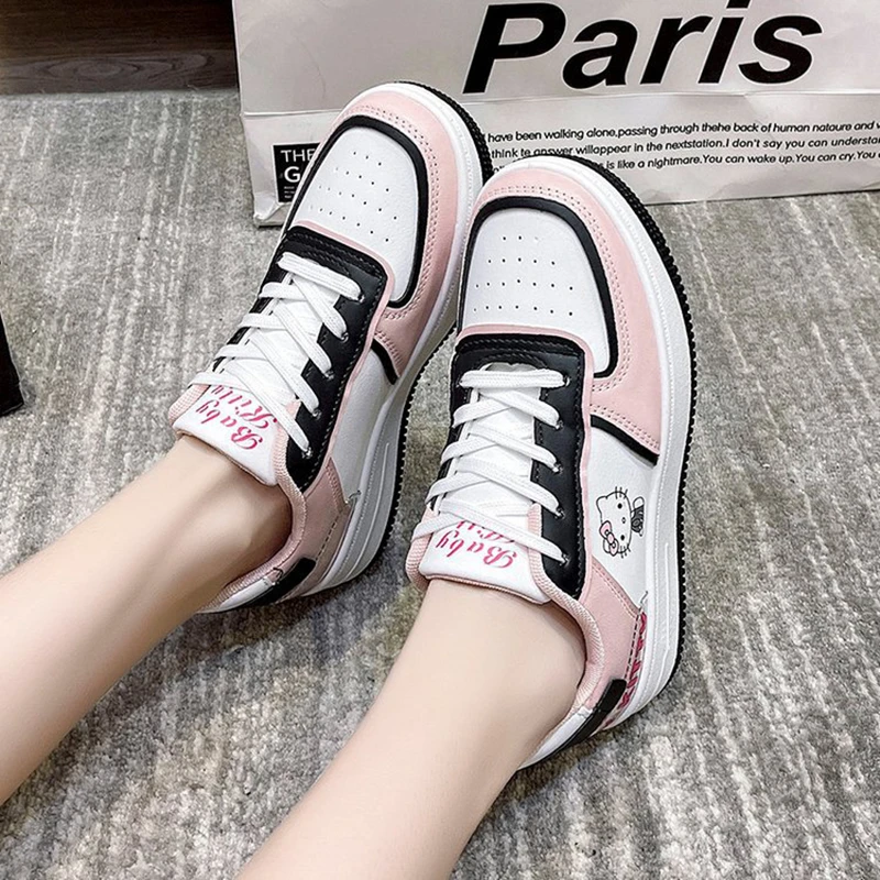 Sanrio HelloKitty Kuromi Kawaii Women\'s Shoes Fashion Breathable Sneaker Leather Cartoon Cute Female Sneakers