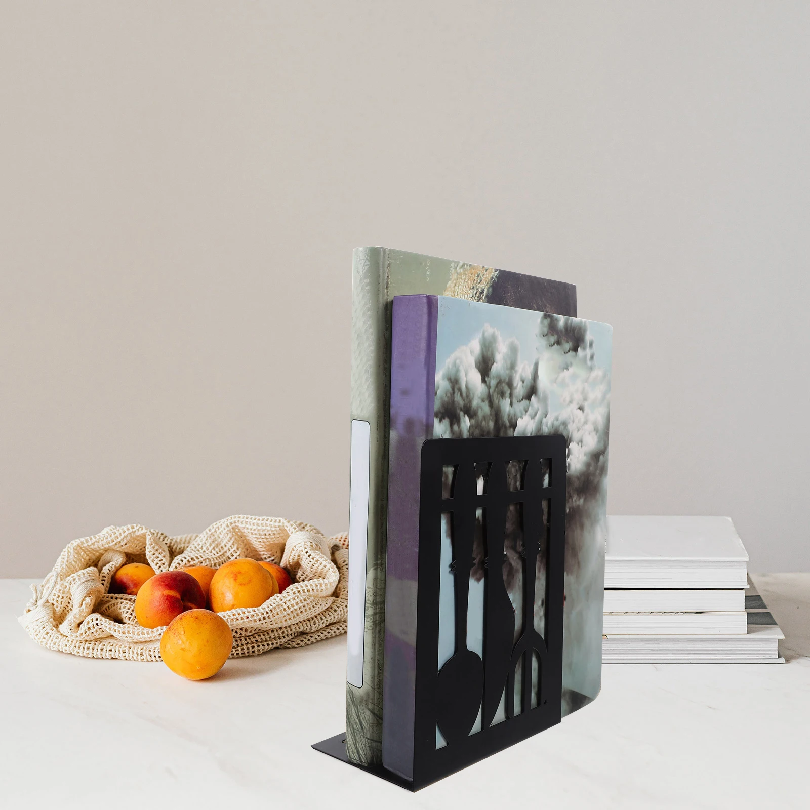 

1Pair Decorative Iron Book Holder Cutlery Designed Book Organizer Bookends for Shelves Desktop Office Study Accessory