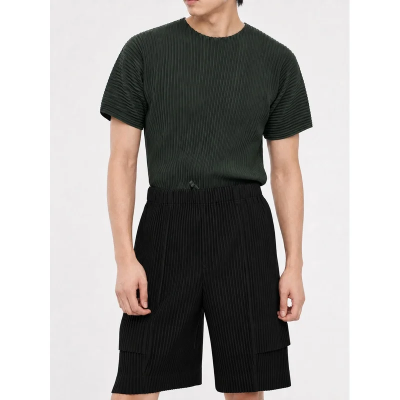 Miyake Pleated Shorts For Men Cargo Pants Loose Overalls Shorts New Fashion