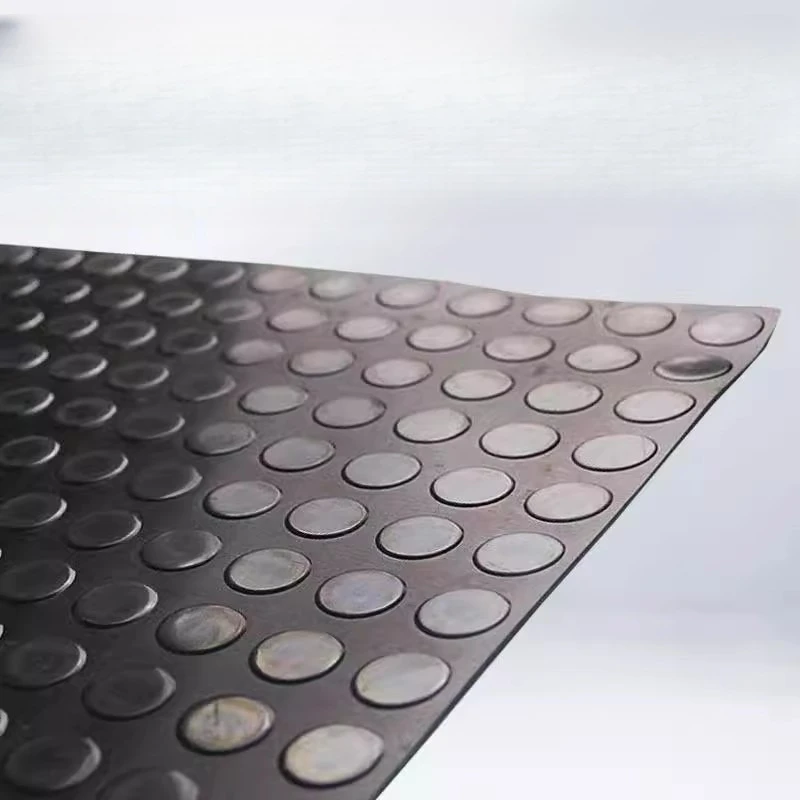 2025 Tappetini industriali Officina Pavimento protettivo Resistente riduzione del rumore Foglio di gomma con motivo a punti per monete