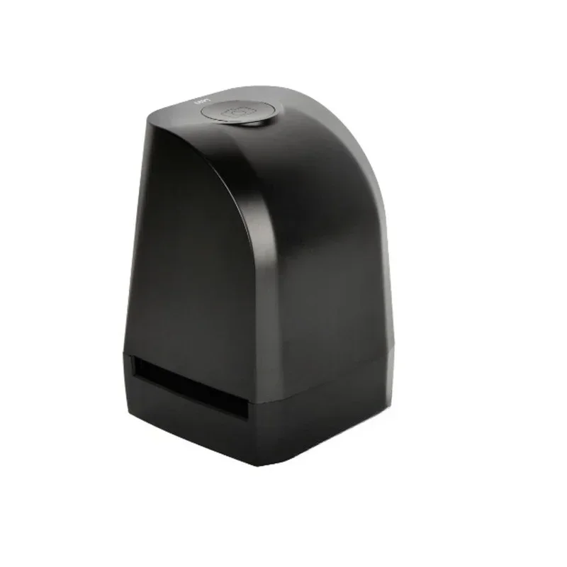 

8 million pixel film scanner with support for 135mm/35mm film