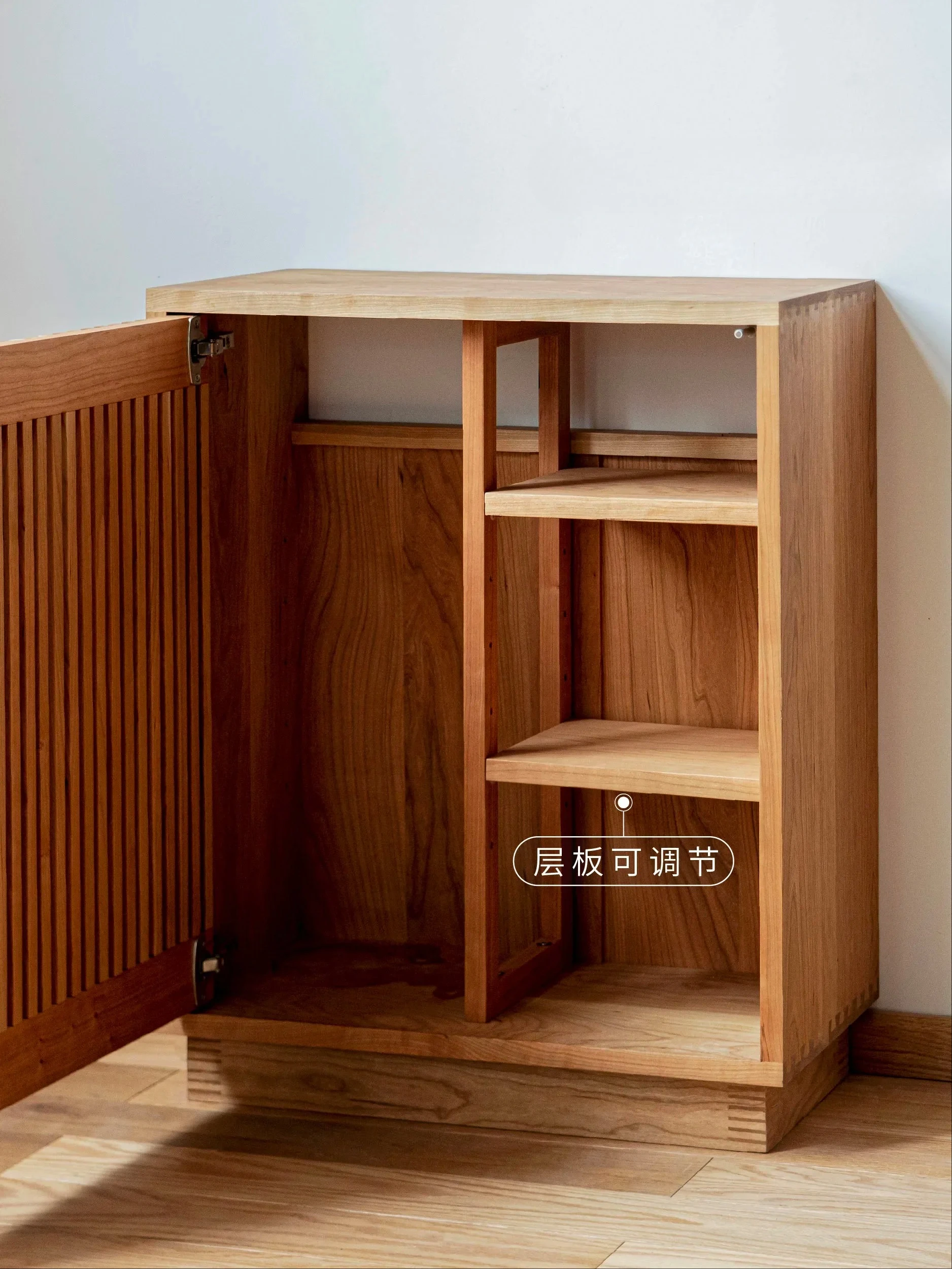 

Single door grid cabinet Solid wood storage fish tank bottom cabinet base Multifunctional cabinet Living room locker