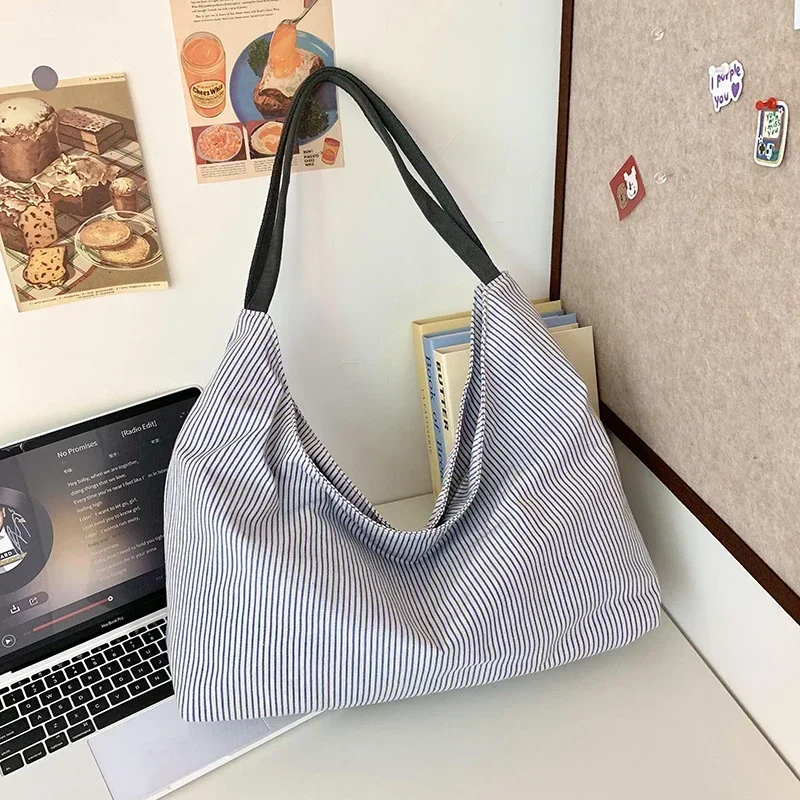 Large Capacity Trendy Striped Versatile Canvas Bag Fashionable and High-end Commuting Shoulder Bag High Quality Sweet Tote Bag