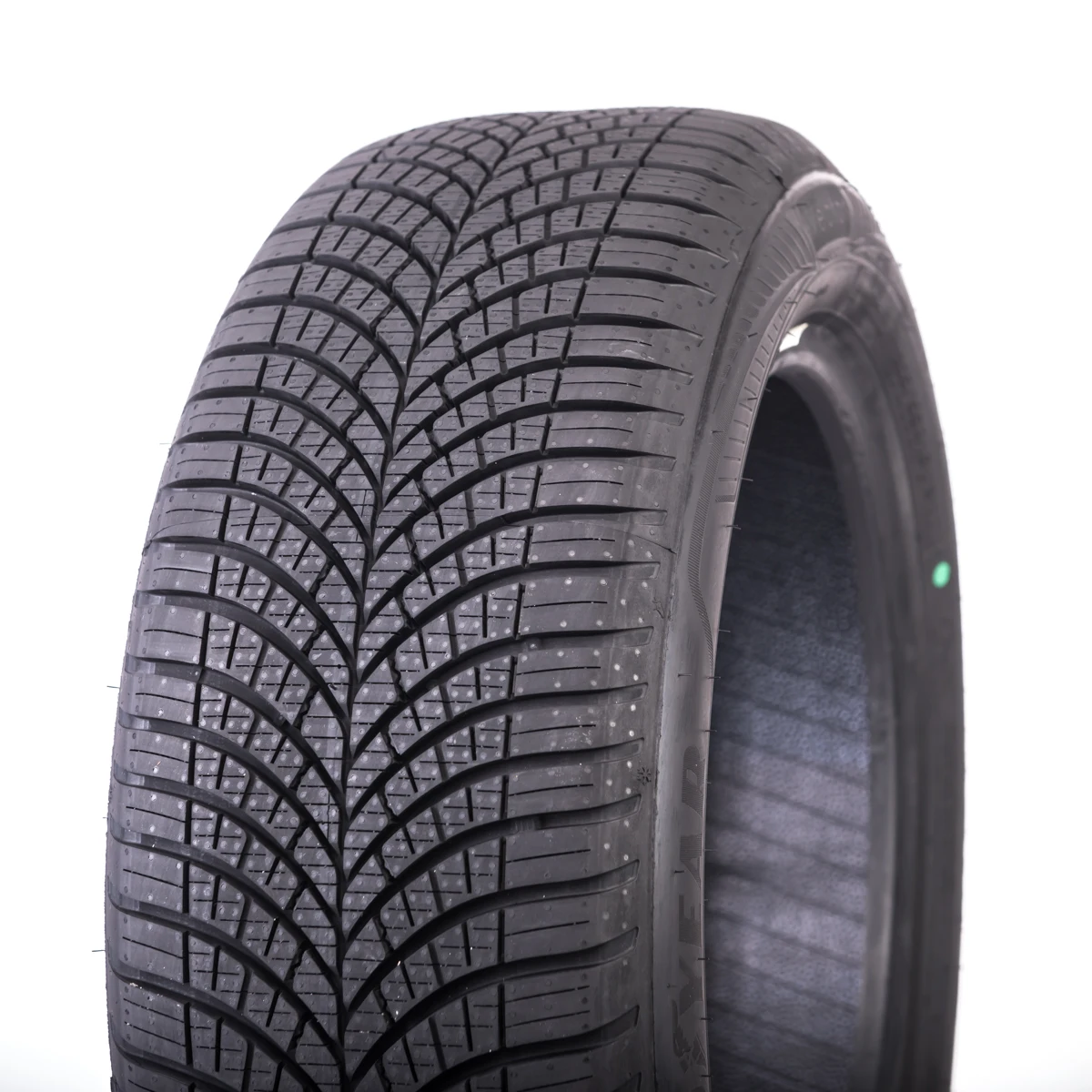 Goodyear Vector 4Seasons Gen-3 225/55 R18 102 V XL  z Polski za $129.16 / ~487zł