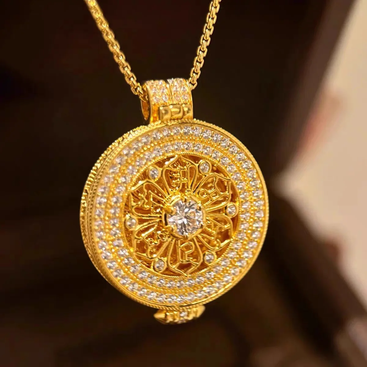 

24K AU999 Chinese Retro Necklace - Gawu Box with Six - character Mantra, Eight - Treasure Compass Pendant, Ideal Sweater Chain