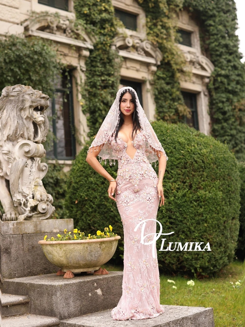 

Elegant Pink Mermaid Evening Gown Beaded Lace Sexy Formal Prom Dress With Detachable Veil For Special Occasions Customized