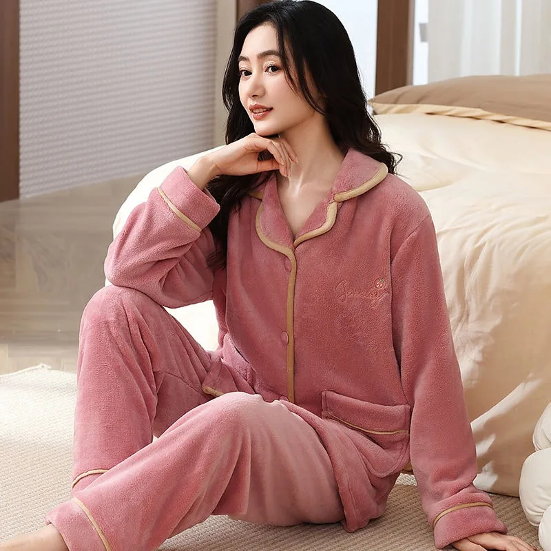 

New Large Size Pajamas Women's Autumn Winter New Fleece Thickened Warm Flannel Casual Loose Can Be Worn Outside Loungewear Suit